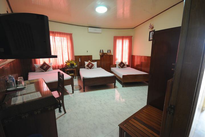 Room 16 of 39