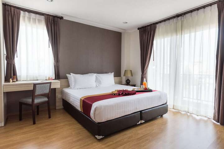 Room 6 of 47