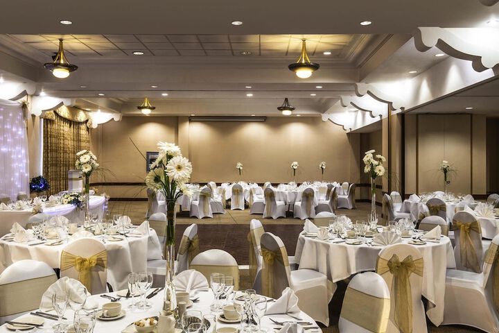 Wedding/Banquet 33 of 44