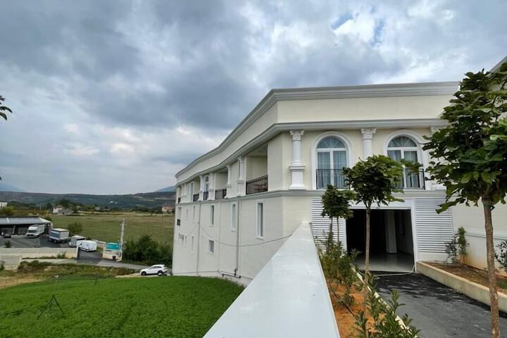 Hotel 133 of 135
