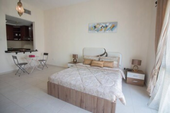 Room 9 of 9
