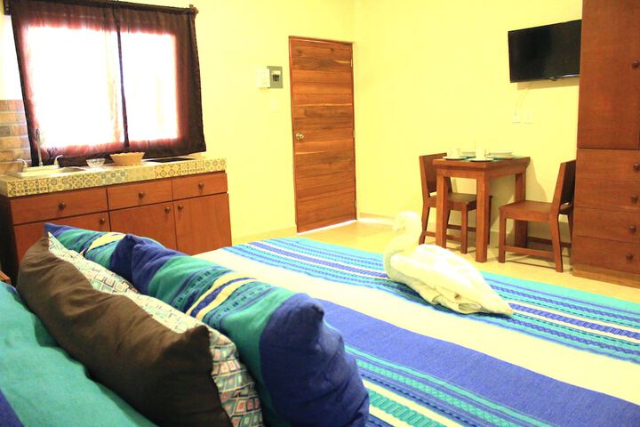 Room 20 of 33
