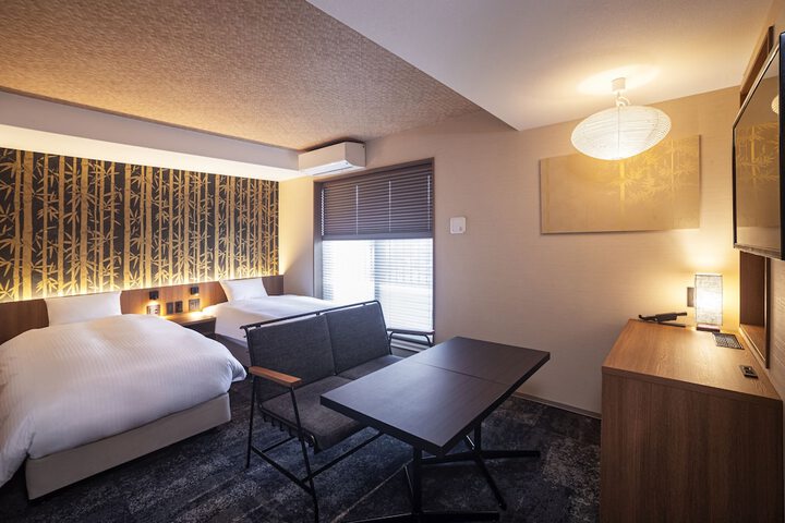 Room 26 of 66