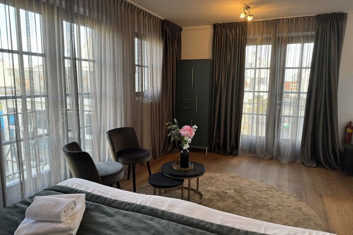 Room 15 of 47