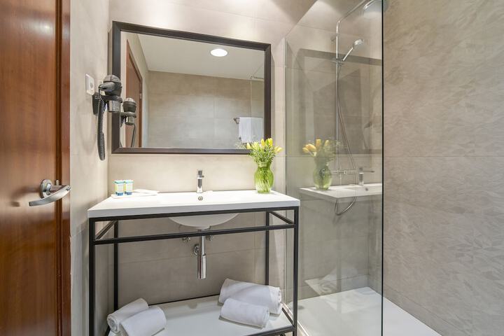 Clean Restrooms