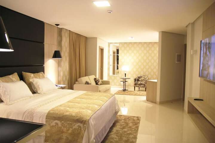Room 6 of 21