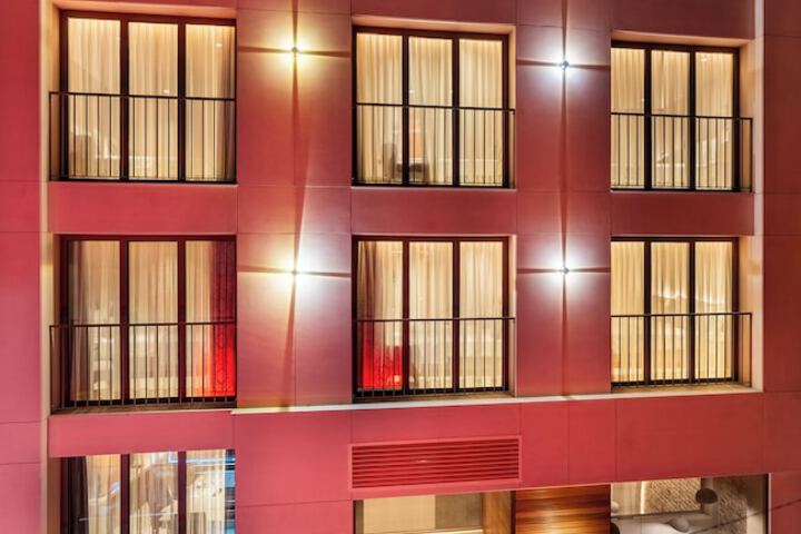 Hotel 104 of 112