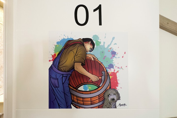 Room 30 of 84