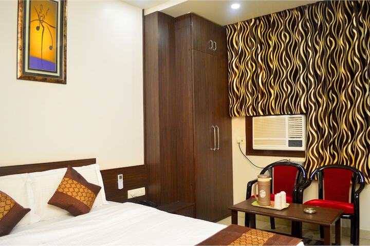Room 21 of 31