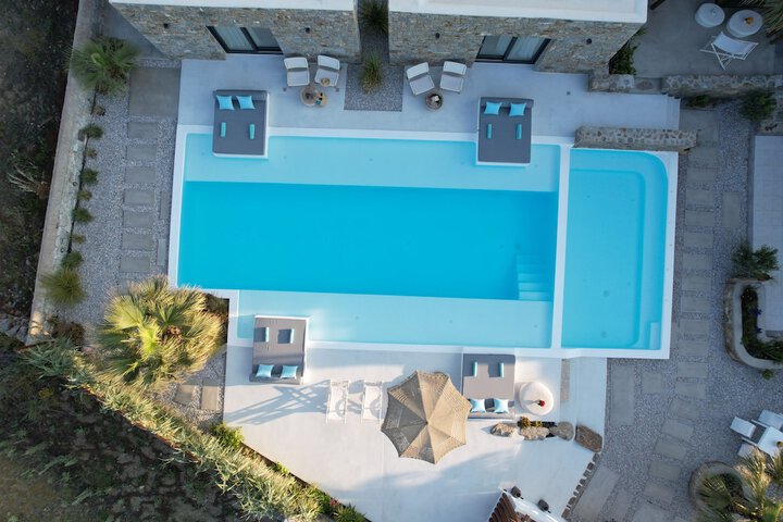 Pool 62 of 98
