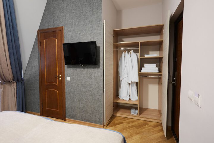 Room 19 of 58
