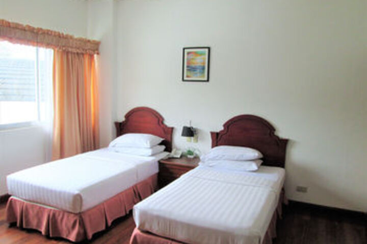 Room 18 of 41