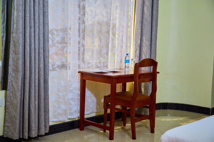 Room 19 of 31
