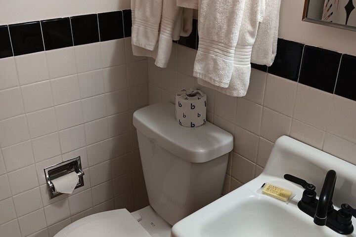 Room 17 of 21