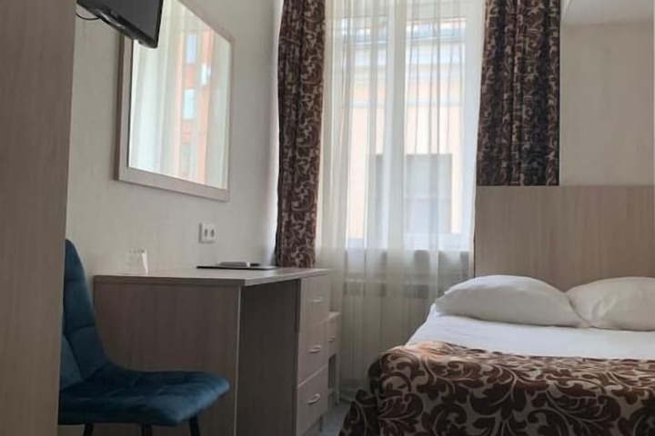 Room 12 of 62