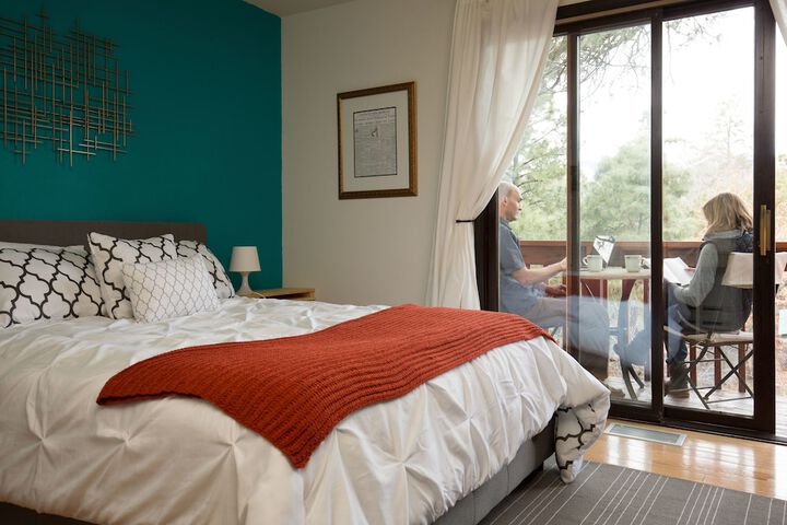 Room 5 of 26