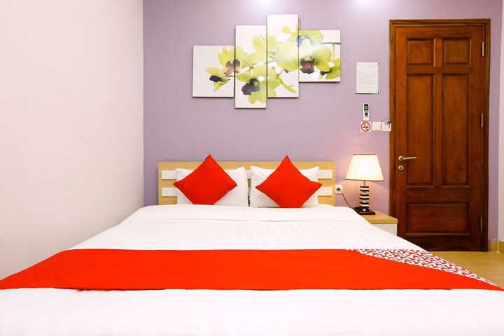 Room 8 of 30