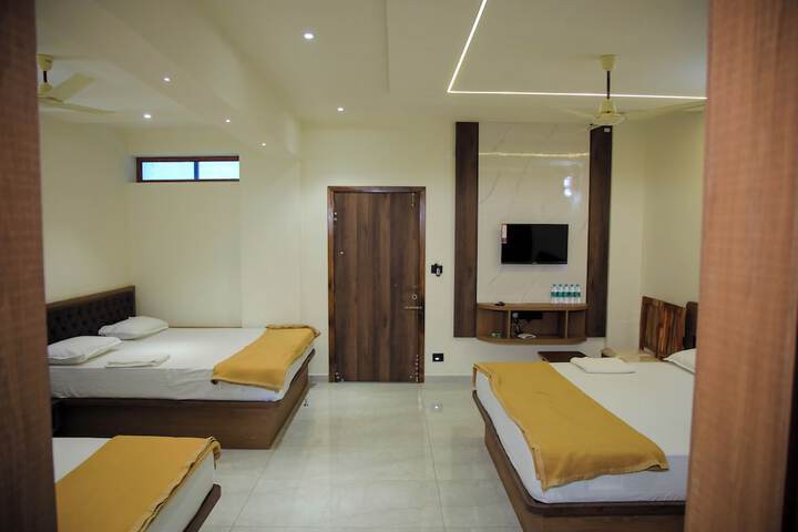 Room 17 of 68