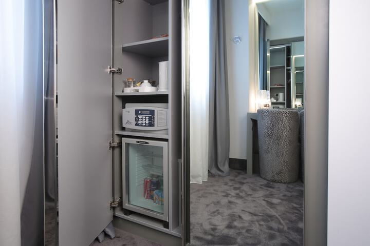 Room 17 of 57