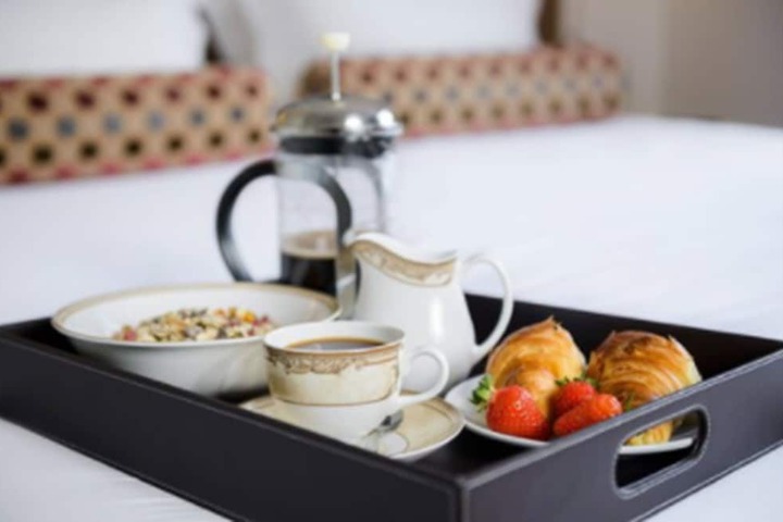 Breakfast/Coffee Service 10 of 16
