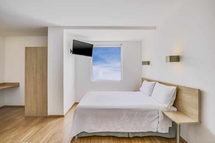 Room 19 of 59
