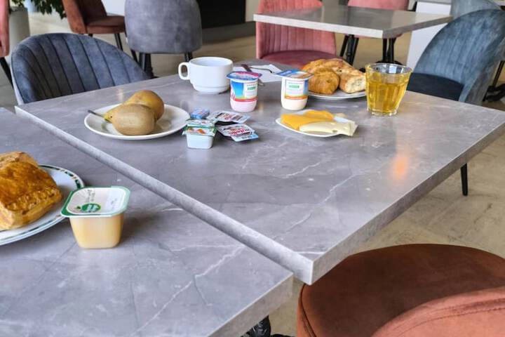 Breakfast/Coffee Service 97 of 113