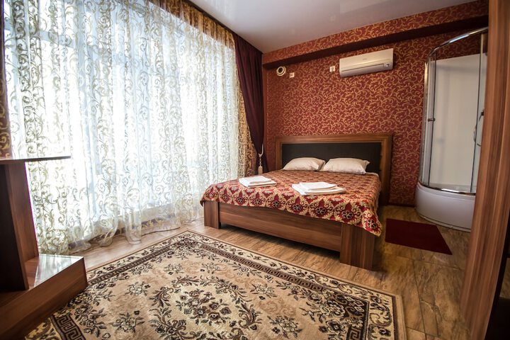 Room 30 of 69