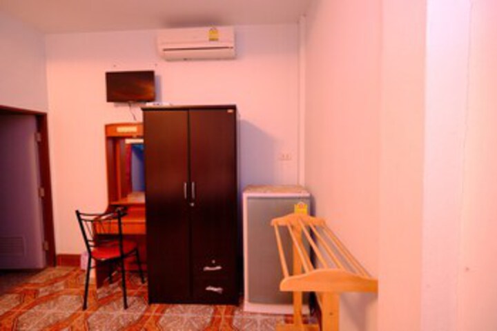 Room 17 of 20
