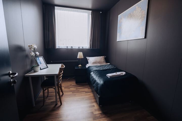 Room 26 of 54