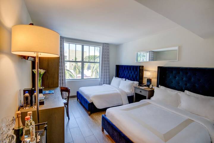 Standard Room, King or Two Doubles (12 of 15)