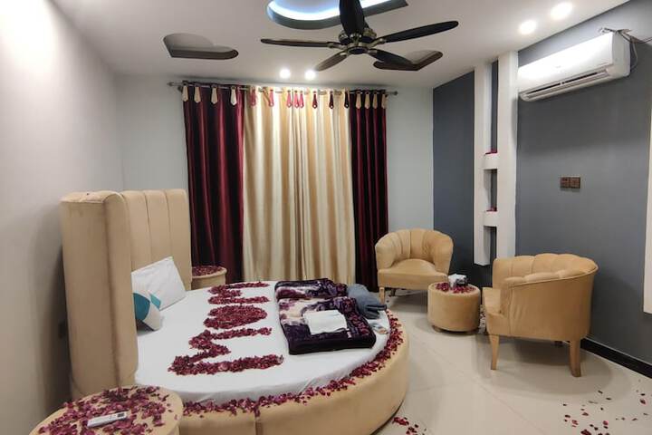 Room 19 of 32
