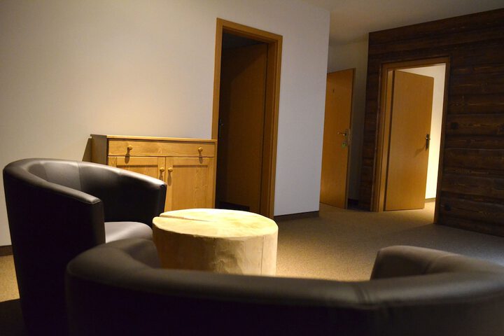 Room 16 of 25