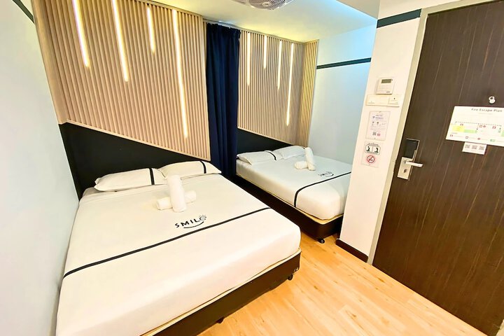 Room 12 of 37
