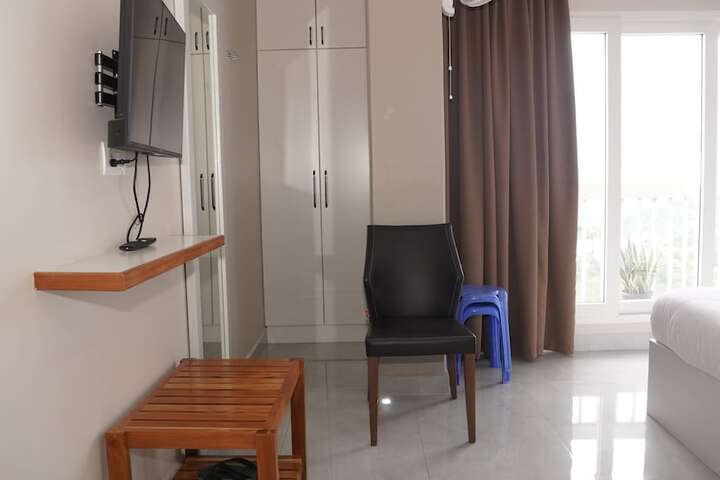 Room 34 of 58