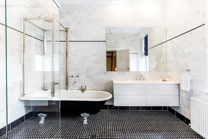 Bathroom Interior Photo