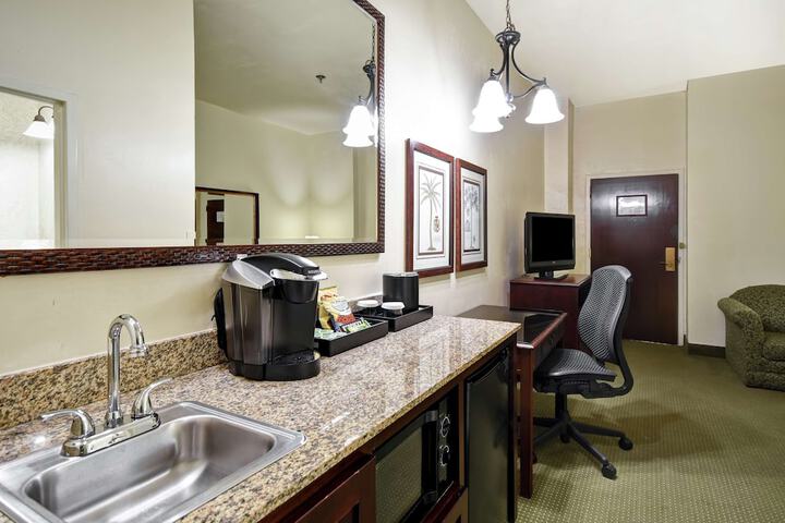 Private kitchenette