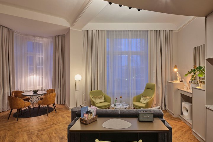 Room 35 of 57