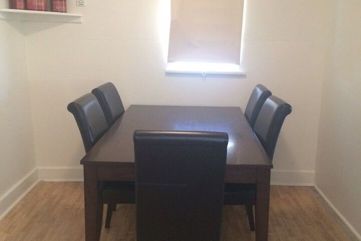 Dining 6 of 12