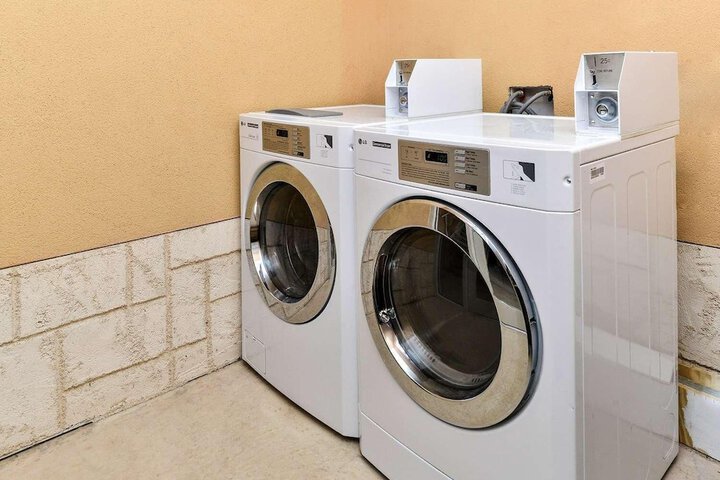 Laundry 29 of 42