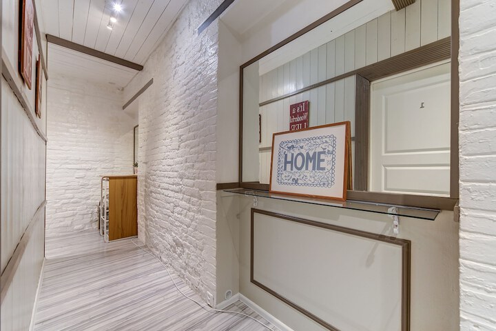 Avrora apartments Pochtamtskaya 10