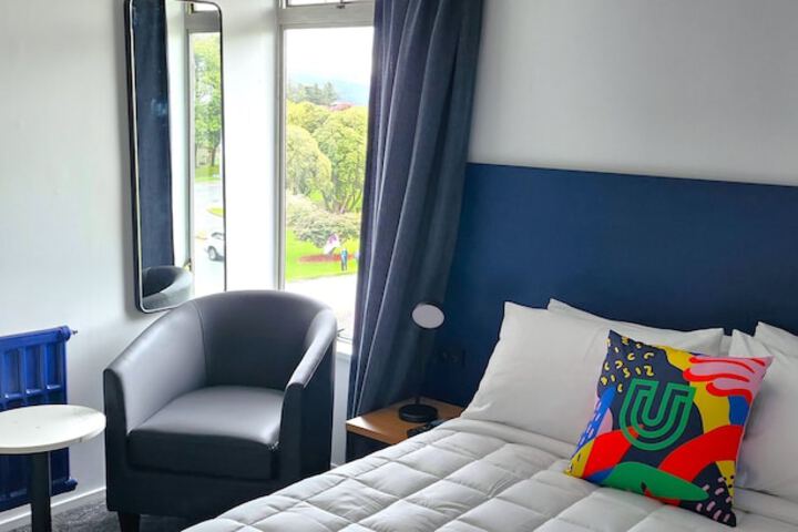 Room 63 of 165