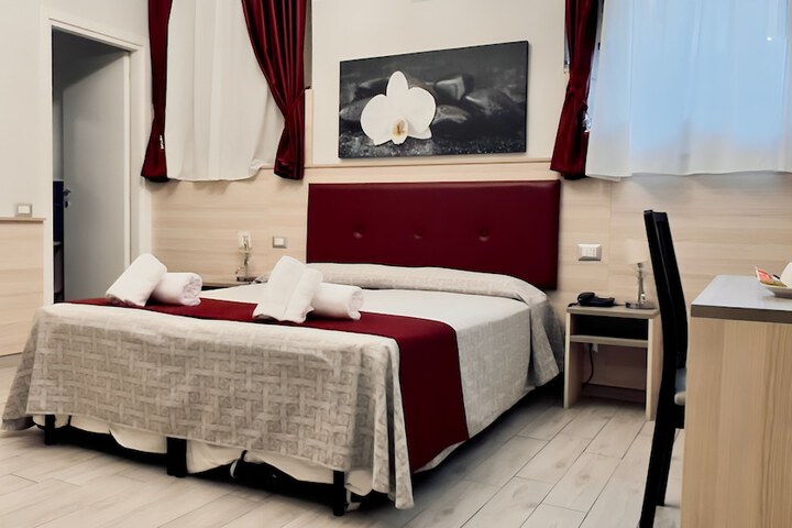 Room 3 of 42