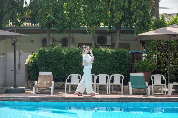 Pool 97 of 127