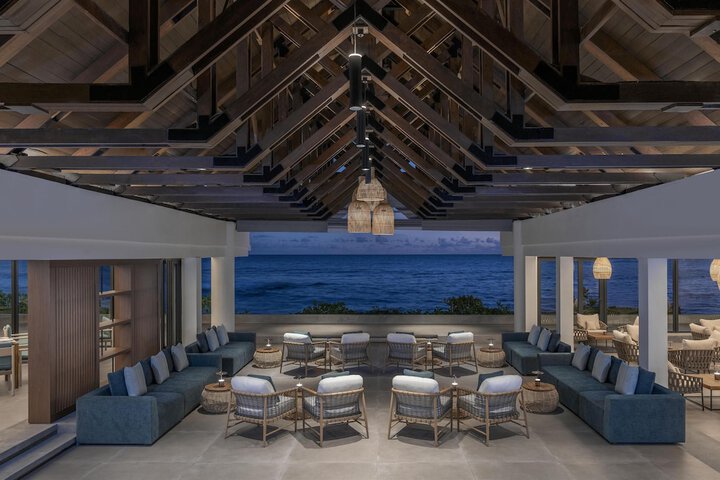 Lounge 57 of 75