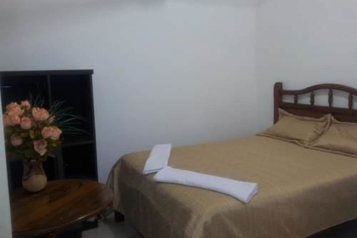 Room 7 of 24