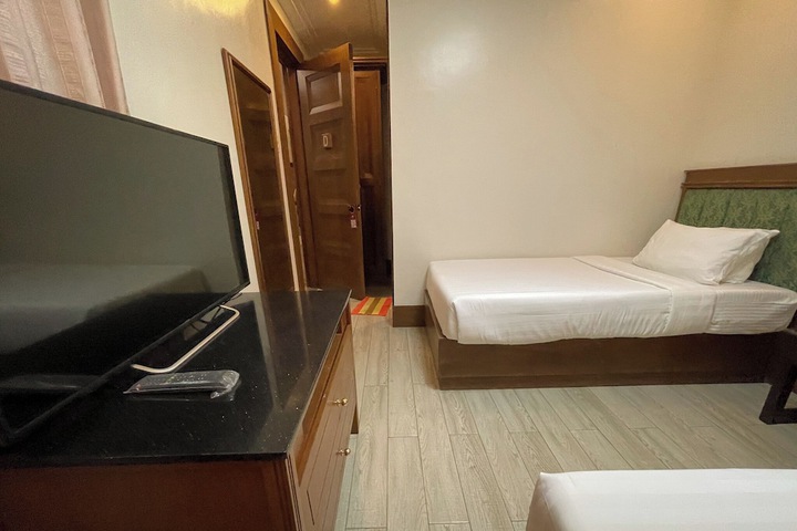 Room 31 of 70
