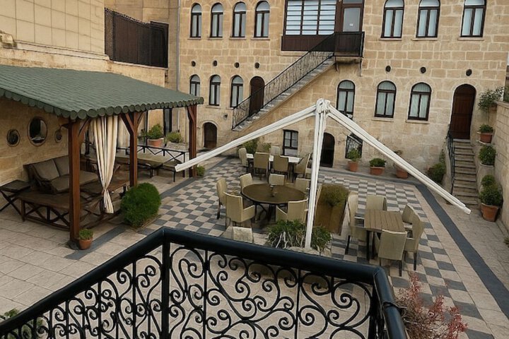 Hotel 35 of 36