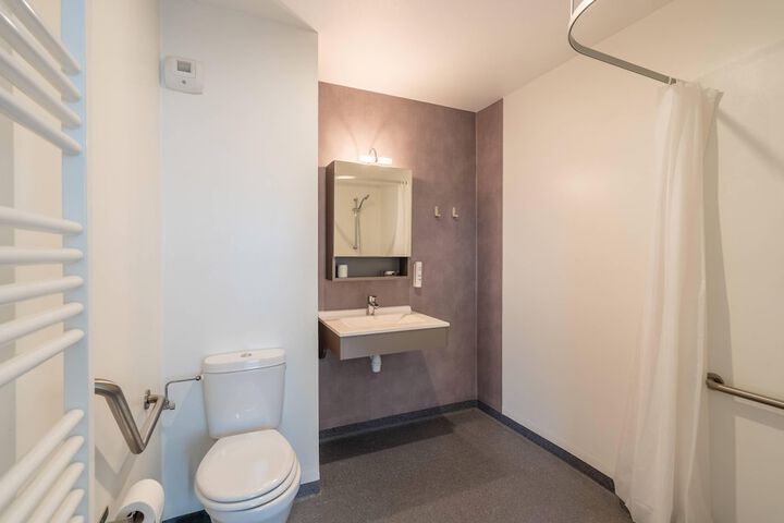 Room 11 of 26