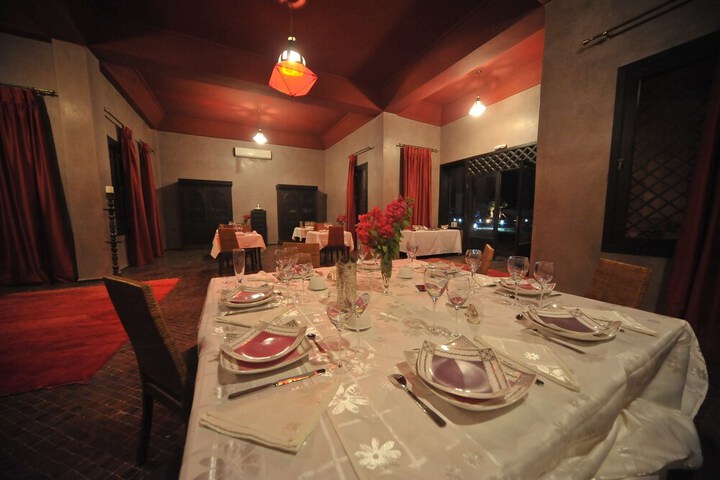 Dining 19 of 30