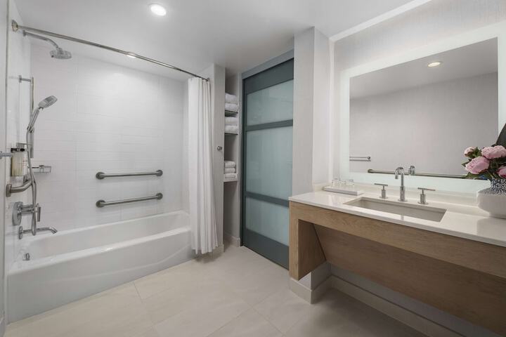Bathroom shower